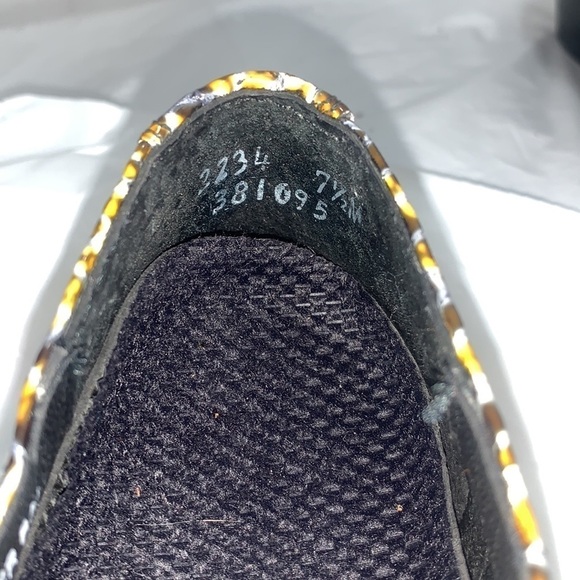 WOMEN’S Dingo Yellow Black Snakeskin Leather Healed Bootie Size 7.5M - Picture 12 of 12